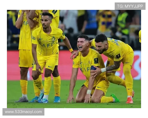 洛卡特利:对球队表现不满 对阵皇马时我们将做出调整 洛卡特利:对球队表现不满 对阵皇马时我们将做出调整