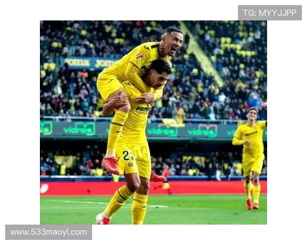 巴萨拒绝中北美足联要求 六台：西班牙裁判执法黄潜海外赛