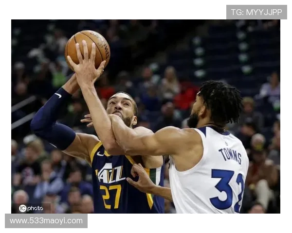 丰泰基奥手感火热半场8分钟三分全中砍下14分引爆意大利神射风暴